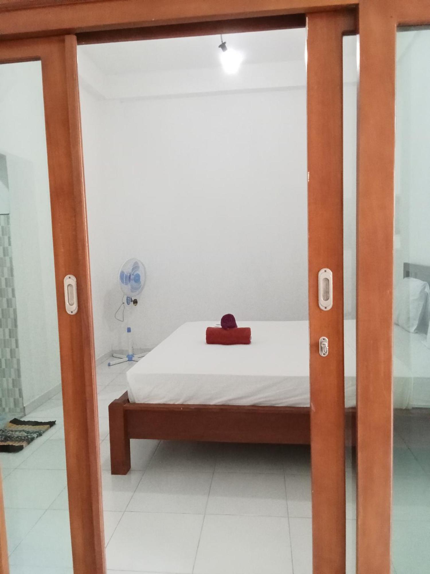 Komang Homestay อาเม็ด ภายนอก รูปภาพ