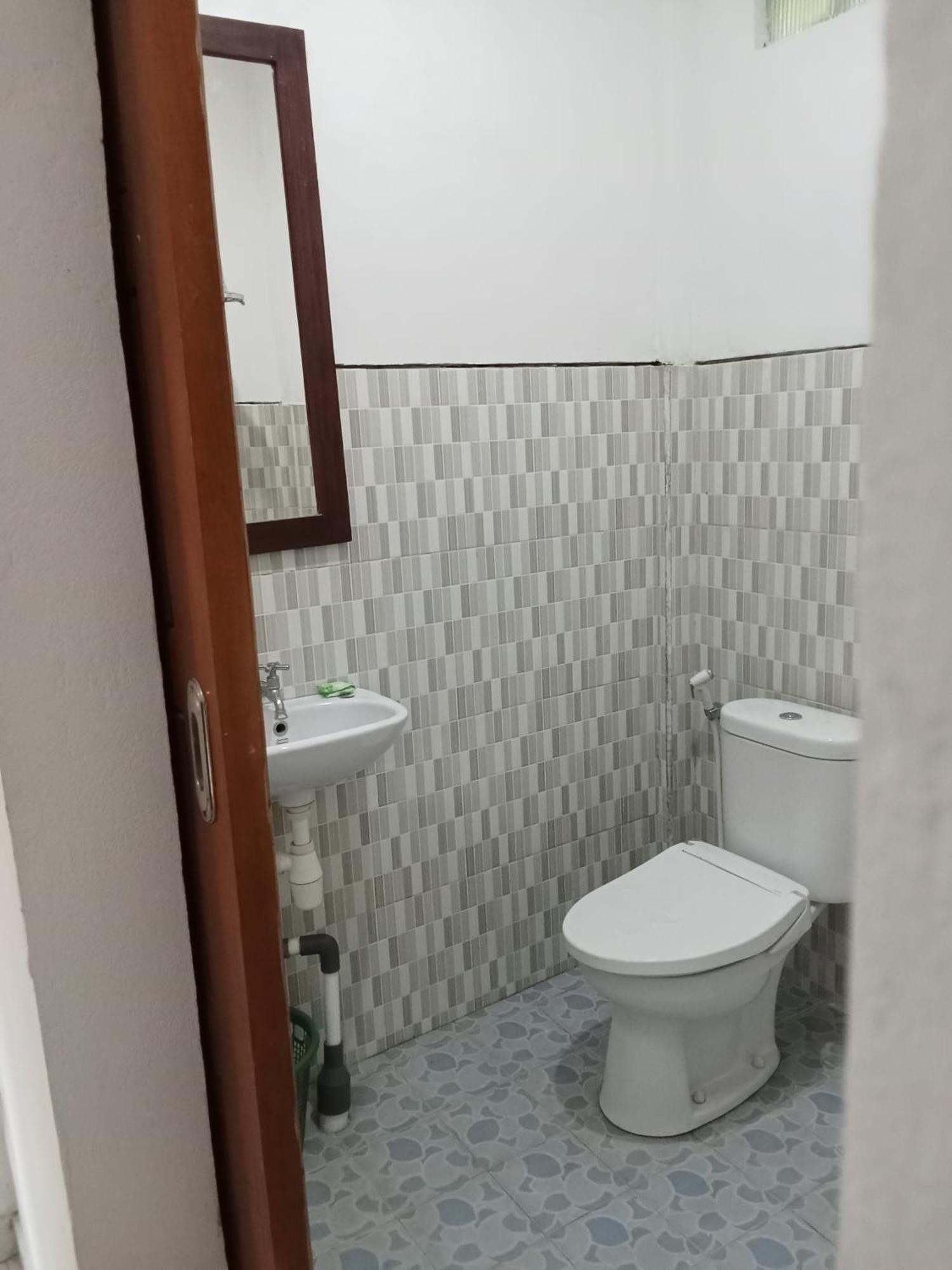 Komang Homestay อาเม็ด ภายนอก รูปภาพ