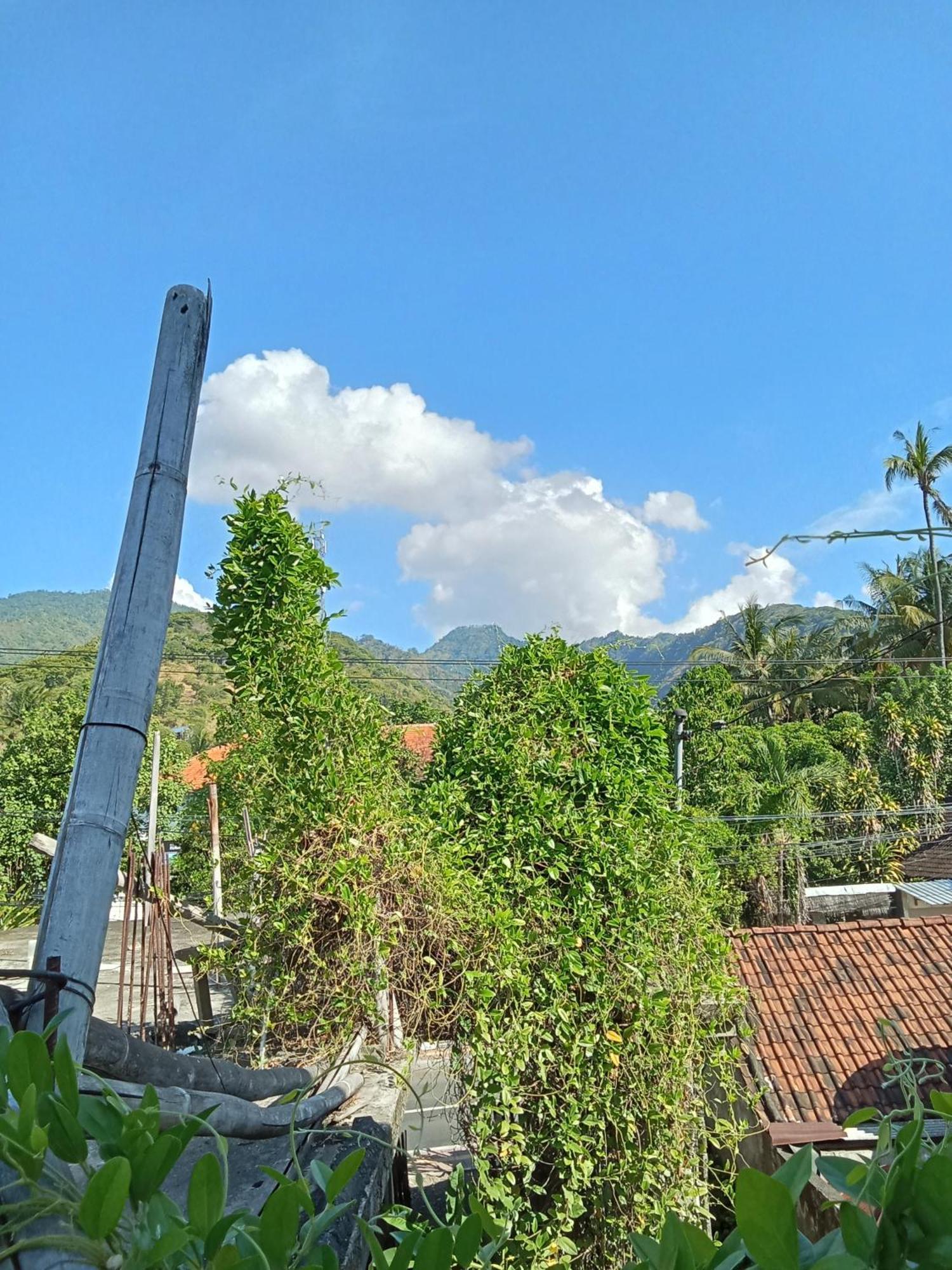 Komang Homestay อาเม็ด ภายนอก รูปภาพ